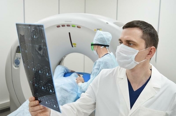 Магнитно-резонансная томография (МРТ) – исследование внутренних тканей и органов при помощи ядерного магнитного резонанса.