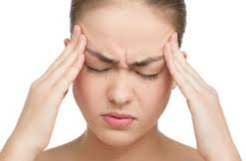 Головные боли только в 10% случаев являются причиной какого-либо заболевания. В то же время известно более 40 различных болезней, сопутствующим, основным или единственным симптомом которых становятся головные боли разной интенсивности.